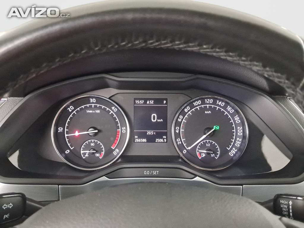 Foto inzerátu Skoda Superb 2.0 TDI