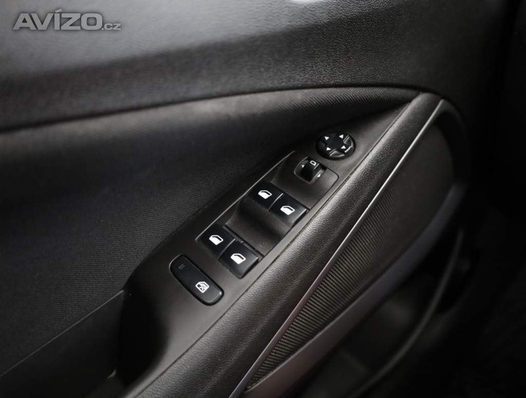 Foto inzerátu Opel Crossland 1.2 Turbo
