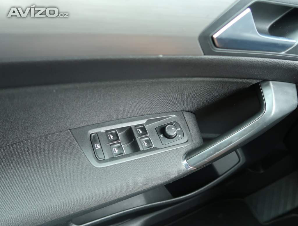 Foto inzerátu VW Touran 2.0 TDI
