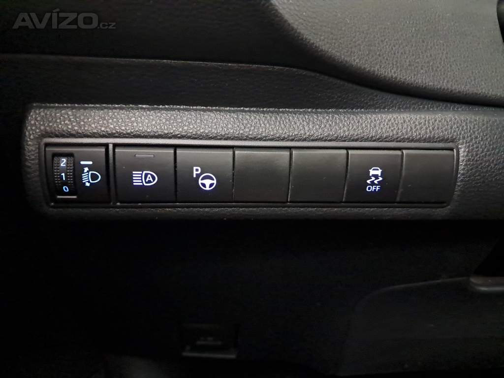Foto inzerátu Toyota Corolla 1.8 Hybrid