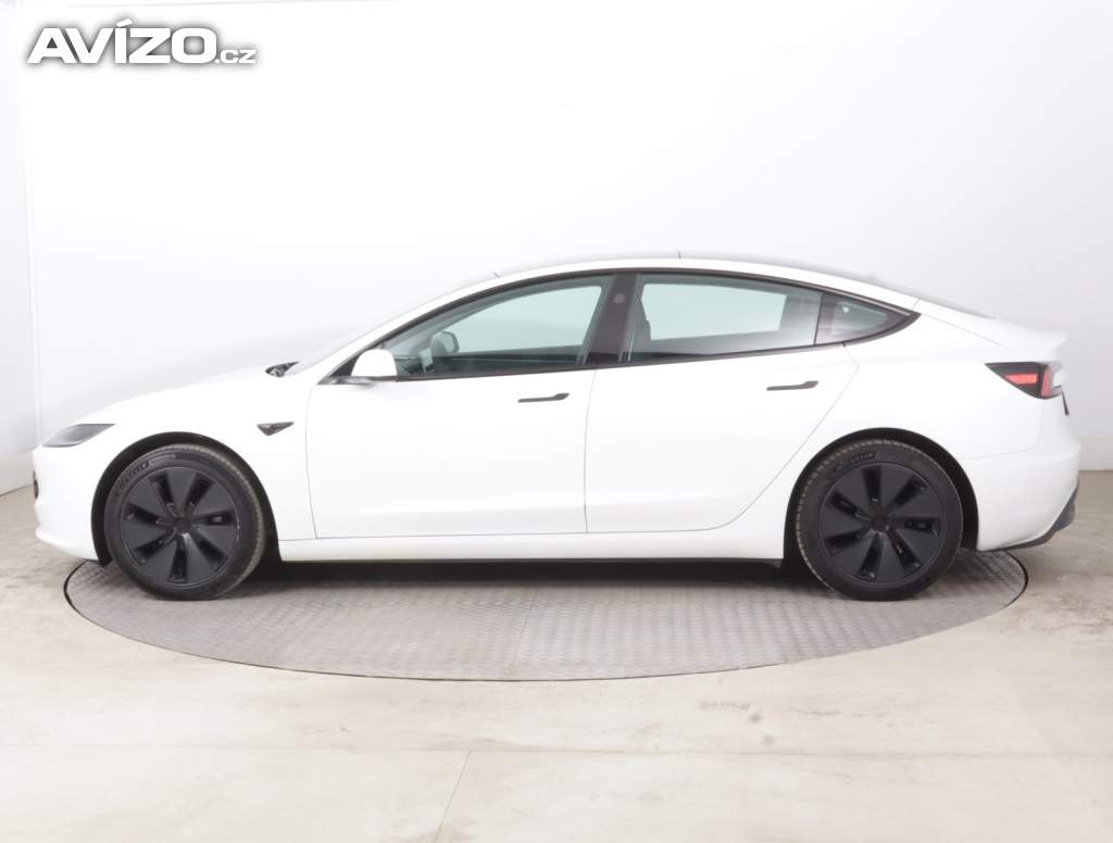 Foto inzerátu Tesla Model 3 Standard Range LFP