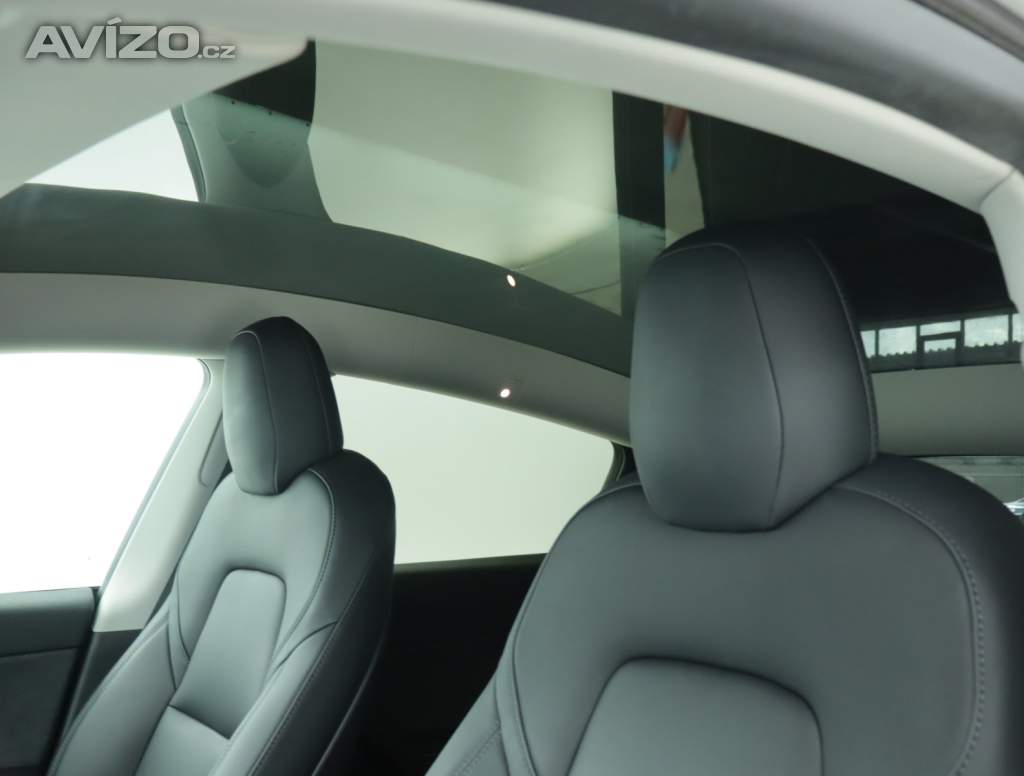 Foto inzerátu Tesla Model Y Long Range AWD 75kWh