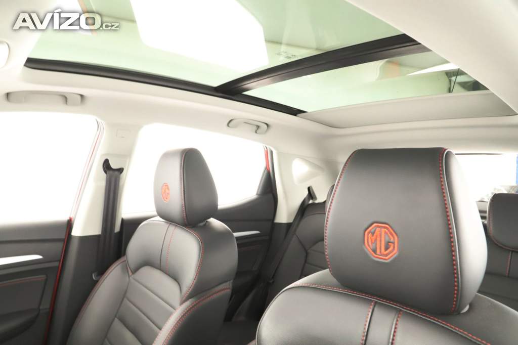 Foto inzerátu MG ZS SUV 1.0 Turbo