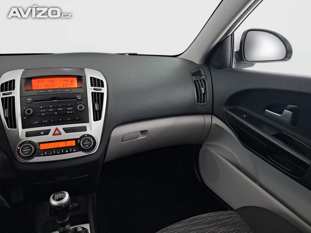 Foto inzerátu Kia Ceed 1.6 CVVT