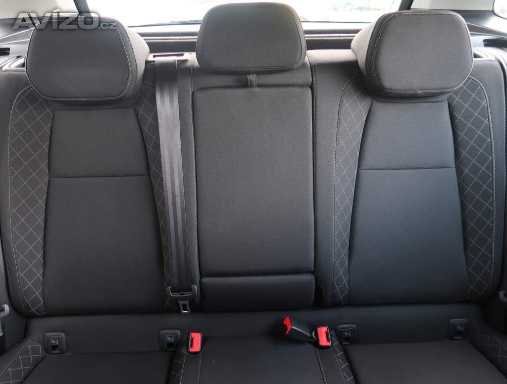 Foto inzerátu Skoda Karoq 1.6 TDI