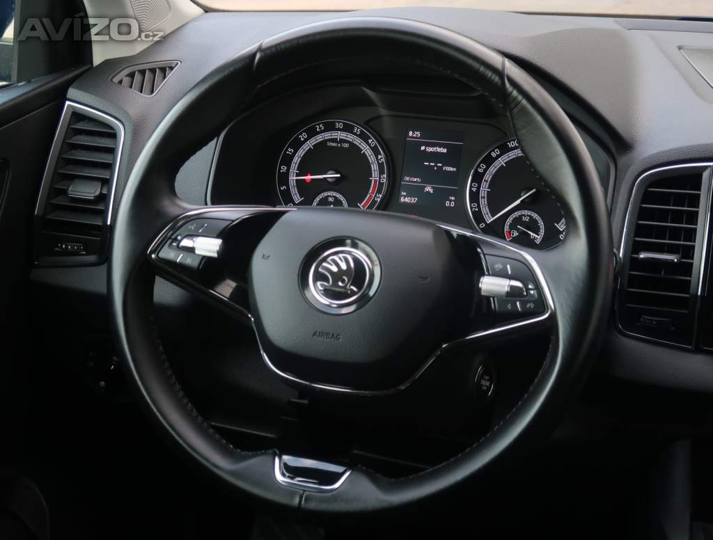 Foto inzerátu Skoda Karoq 1.6 TDI