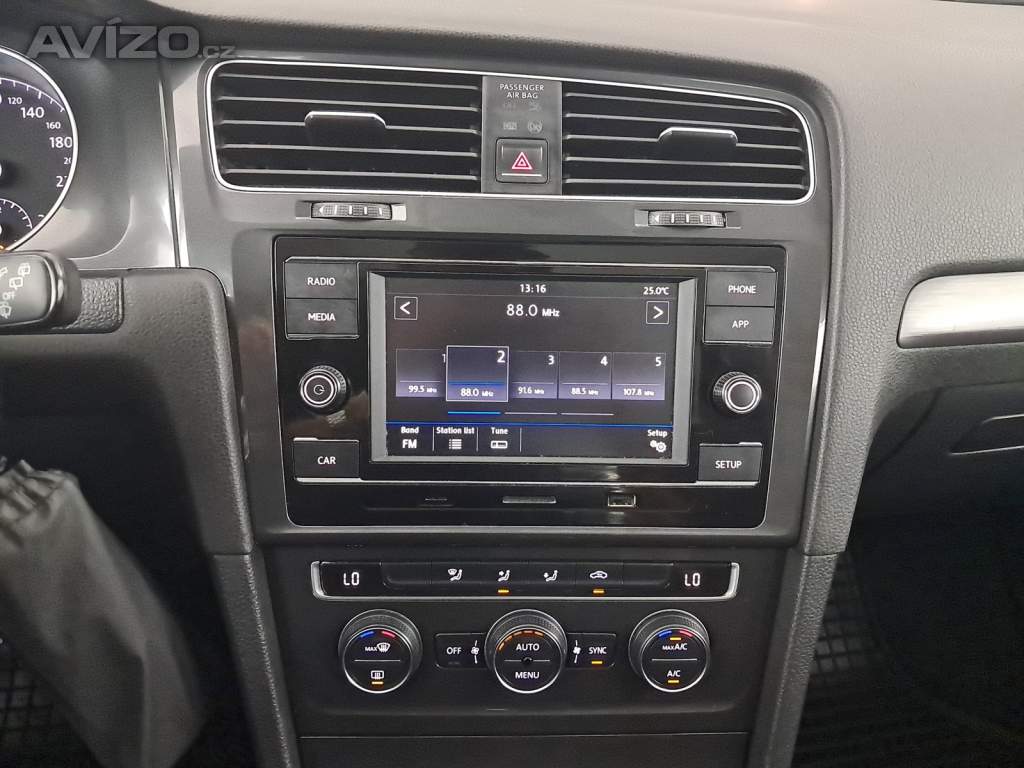 Foto inzerátu VW Golf 1.0 TSI