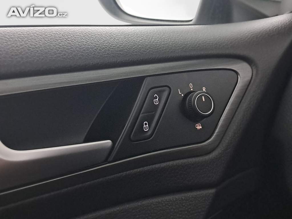 Foto inzerátu VW Golf 1.0 TSI