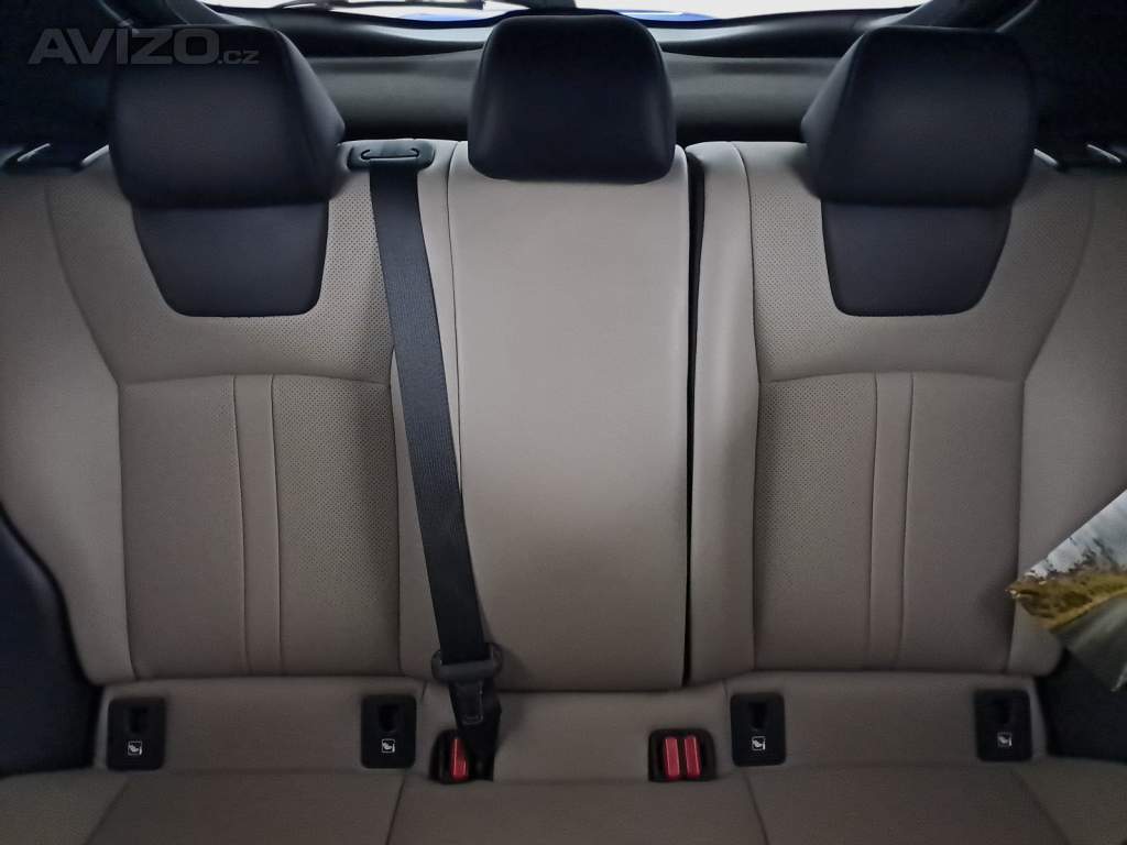 Foto inzerátu Toyota C-HR 1.8 Hybrid