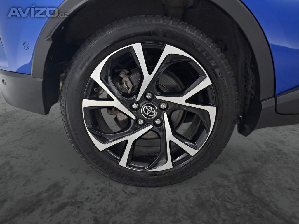 Foto inzerátu Toyota C-HR 1.8 Hybrid