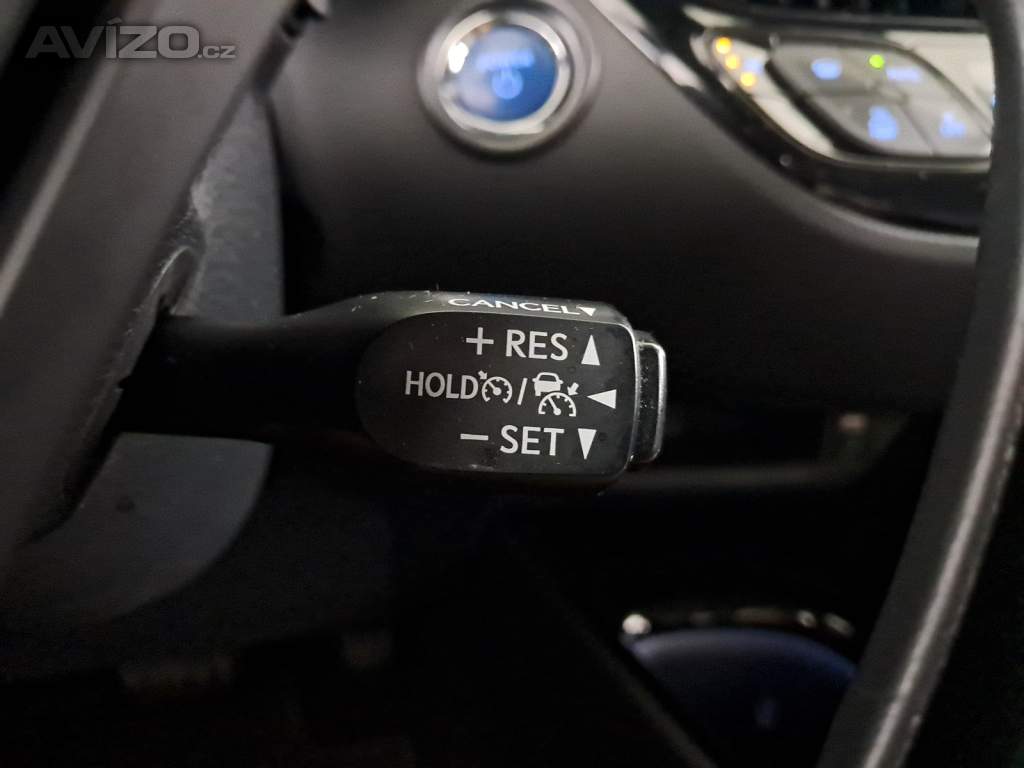 Foto inzerátu Toyota C-HR 1.8 Hybrid