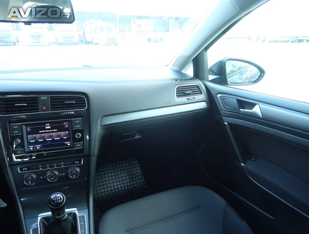 Foto inzerátu VW Golf 1.5 TSI
