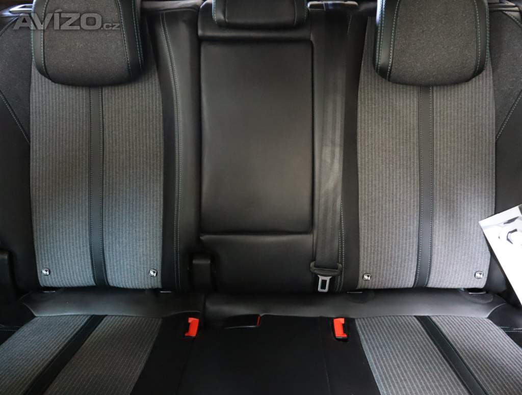 Foto inzerátu Peugeot 3008 1.2 PureTech