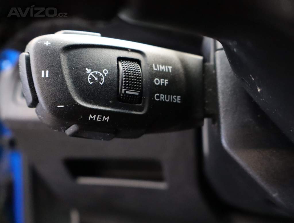 Foto inzerátu Peugeot 3008 1.2 PureTech