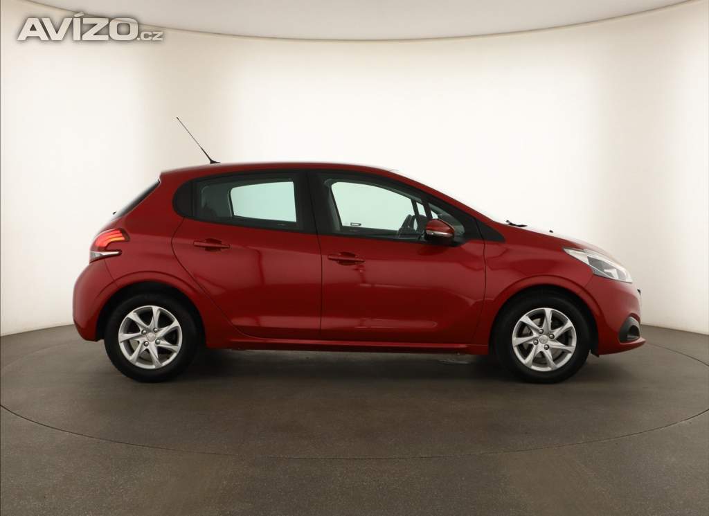Foto inzerátu Peugeot 208 1.2 PureTech