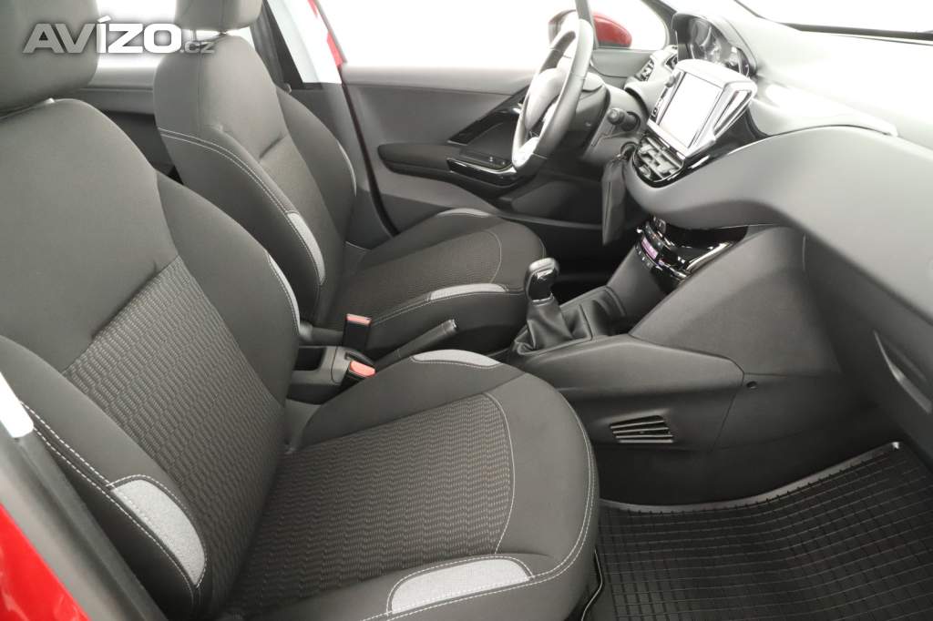Foto inzerátu Peugeot 208 1.2 PureTech