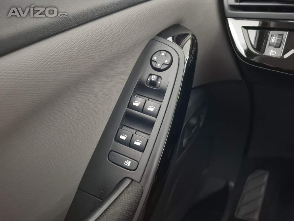 Foto inzerátu Citroen C4 SpaceTourer PureTech 130