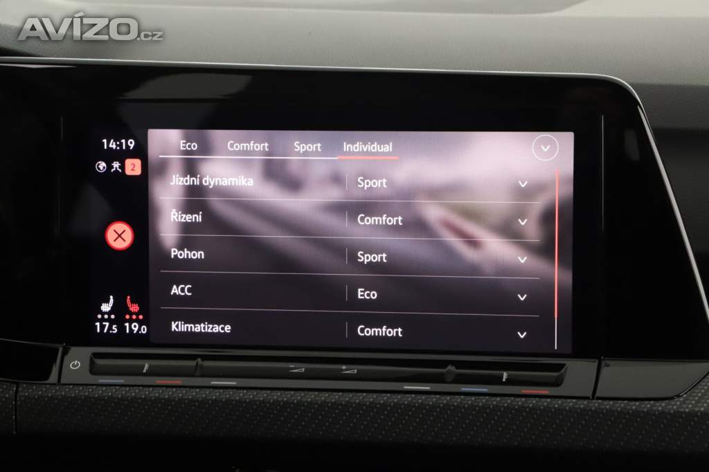 Foto inzerátu VW Golf 1.5 eTSI