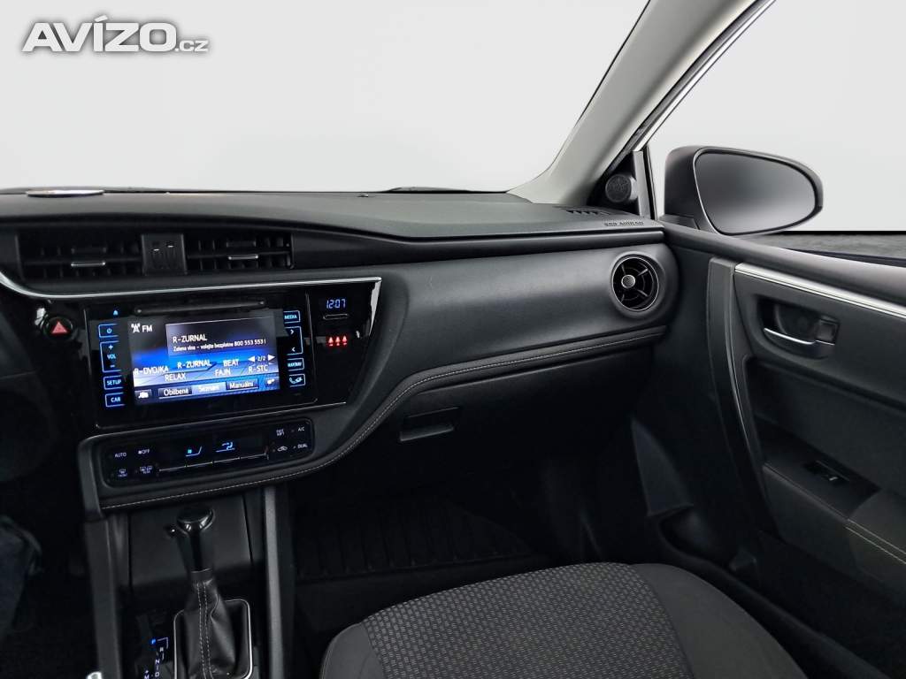 Foto inzerátu Toyota Corolla 1.6 Valvematic