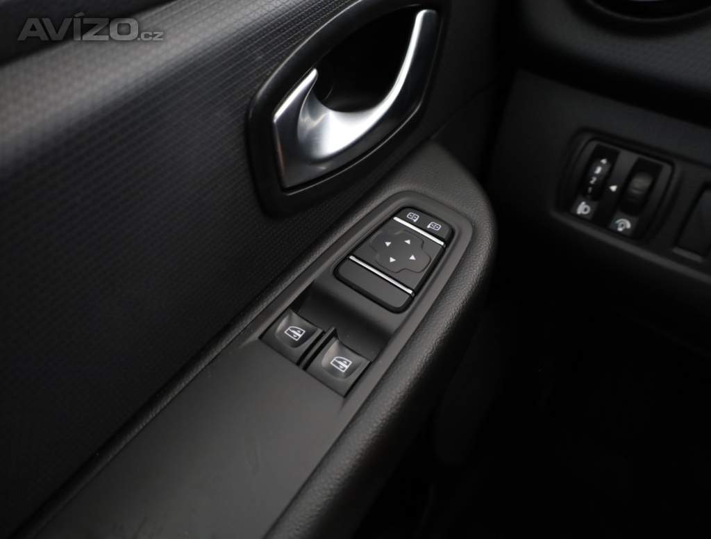Foto inzerátu Renault Clio 1.2 16V