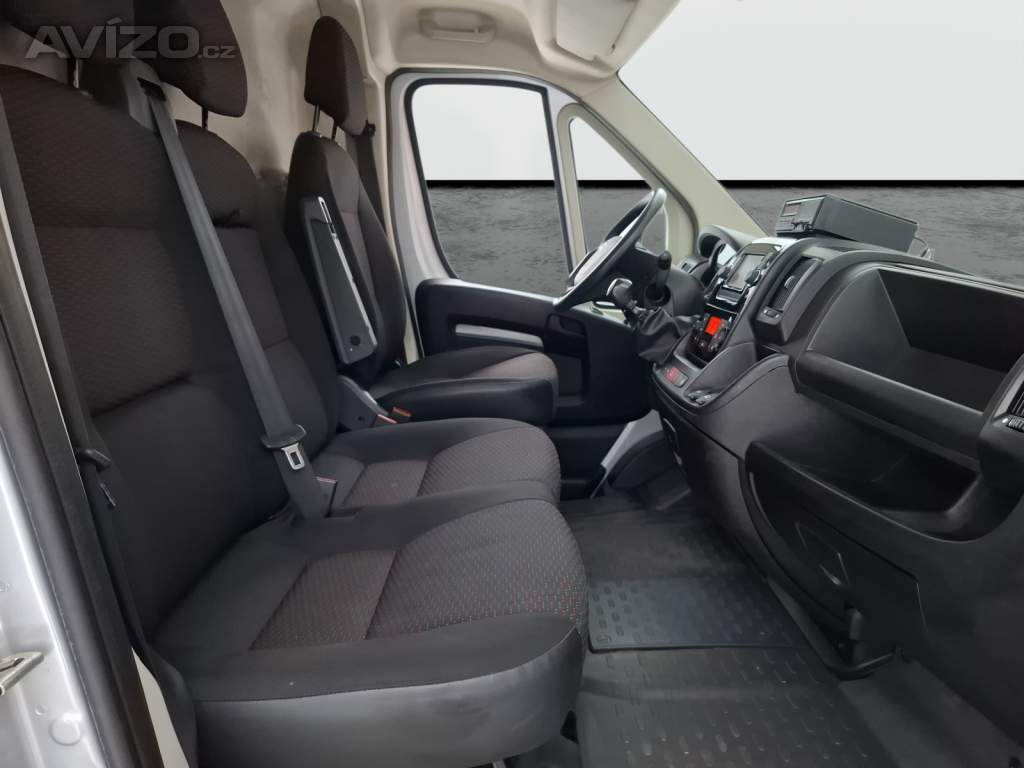 Foto inzerátu Citroen Jumper 2.2 BlueHDi