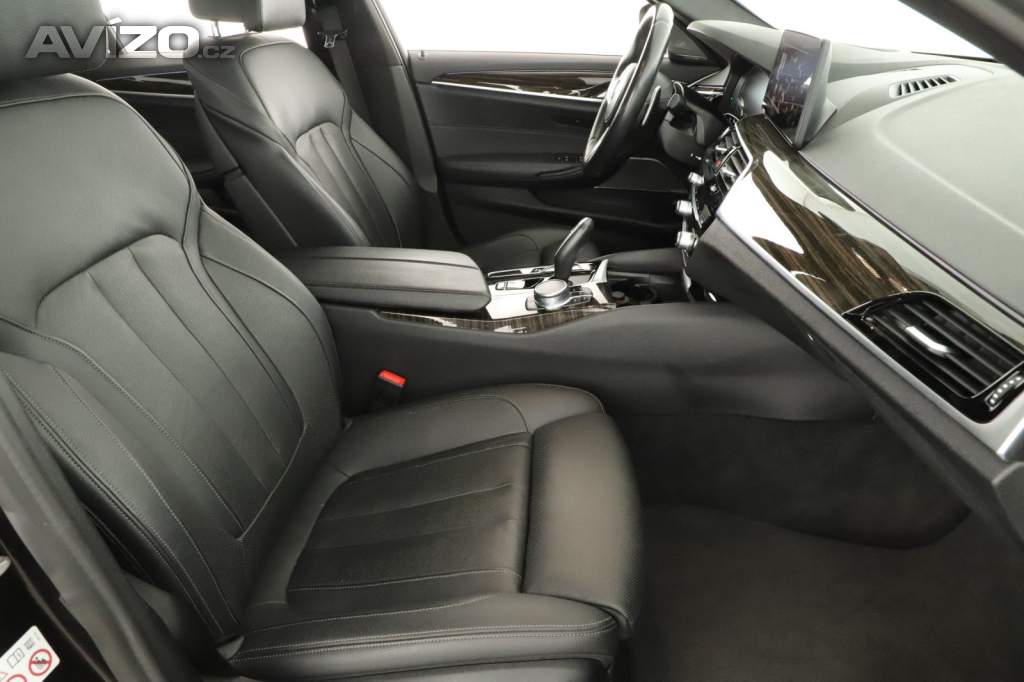 Foto inzerátu BMW 5 530d xDrive