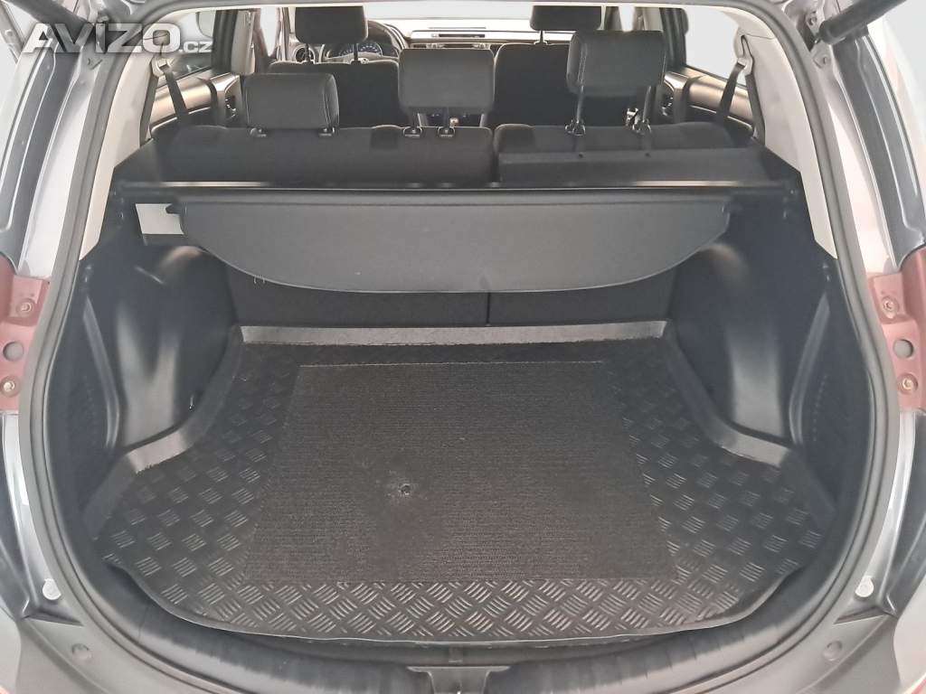 Foto inzerátu Toyota RAV 4 2.2 D-4D