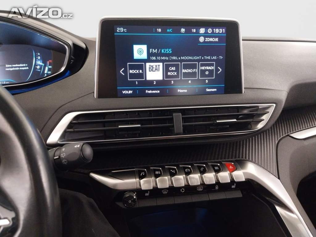 Foto inzerátu Peugeot 3008 1.2 PureTech