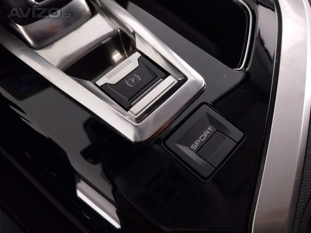 Foto inzerátu Peugeot 3008 1.2 PureTech