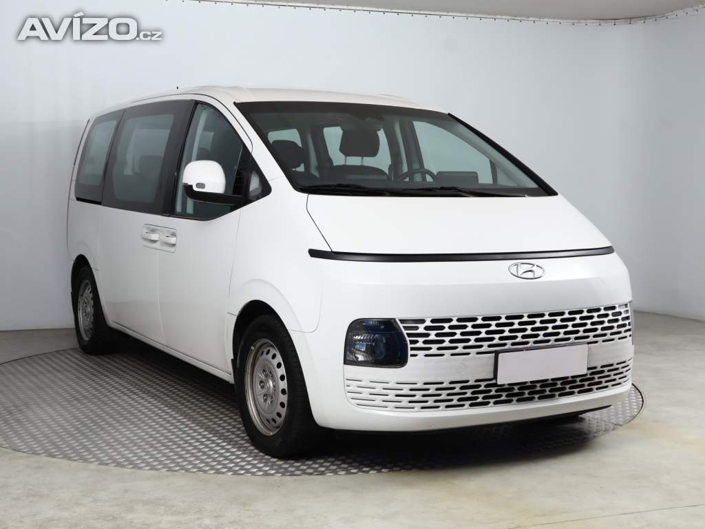 Hyundai Staria 2.2 CRDi