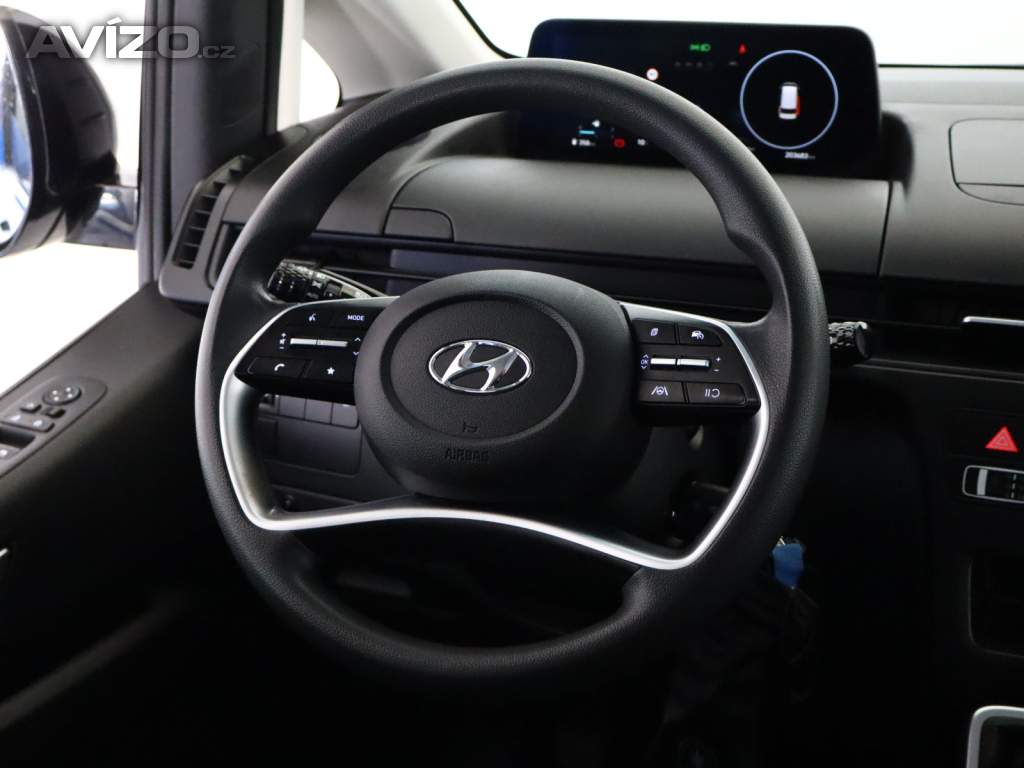 Foto inzerátu Hyundai Staria 2.2 CRDi