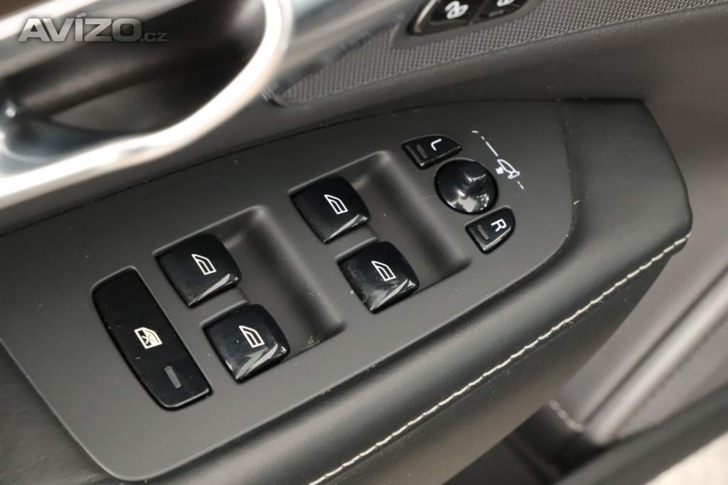 Foto inzerátu Volvo V90 D5 AWD
