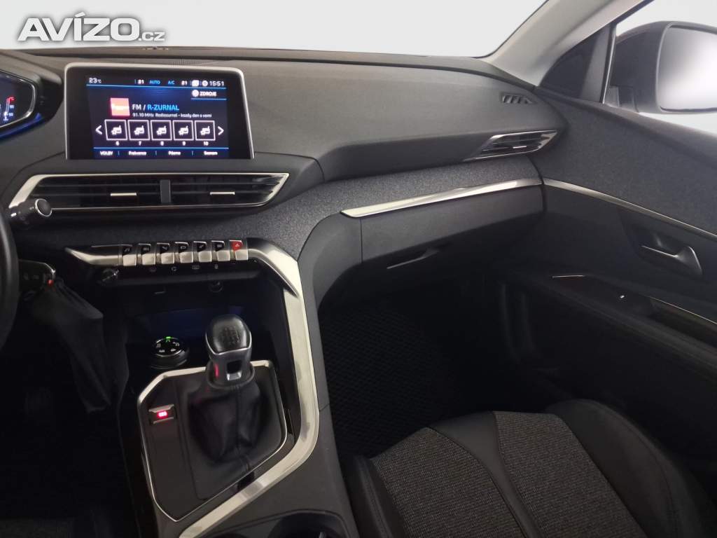 Foto inzerátu Peugeot 3008 1.2 PureTech