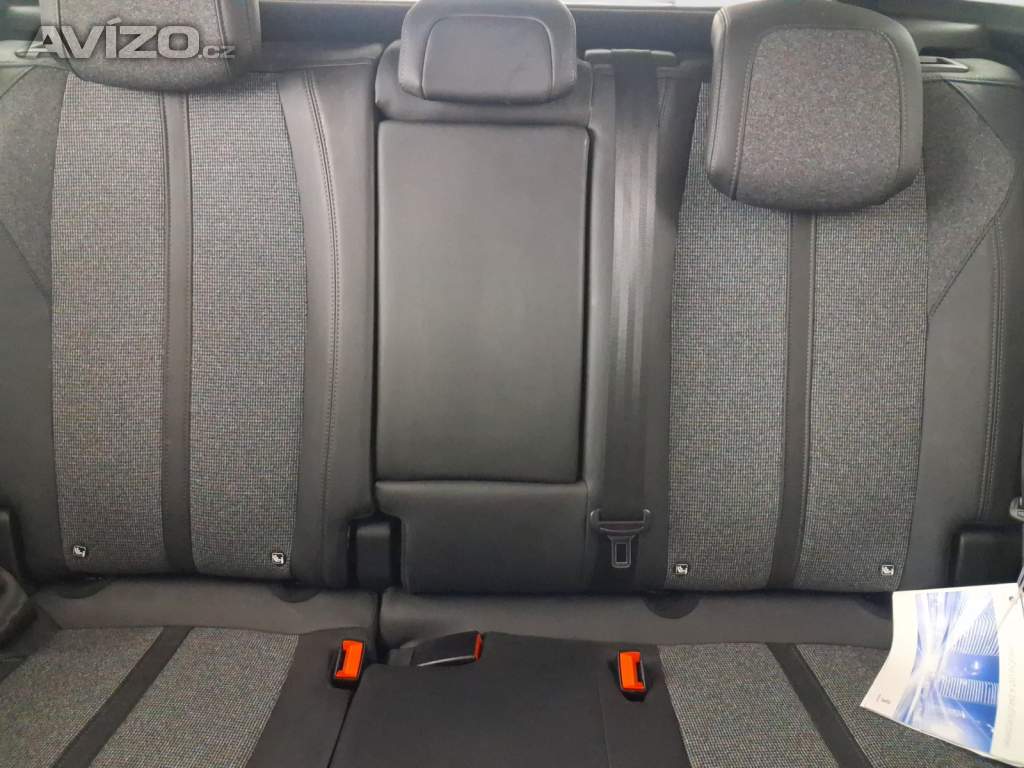 Foto inzerátu Peugeot 3008 1.2 PureTech