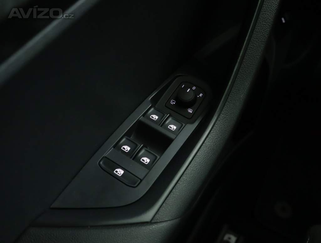 Foto inzerátu Skoda Karoq 1.5 TSI