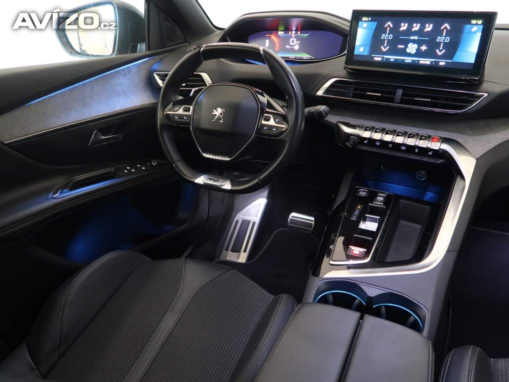 Foto inzerátu Peugeot 3008 e-Hybrid 225