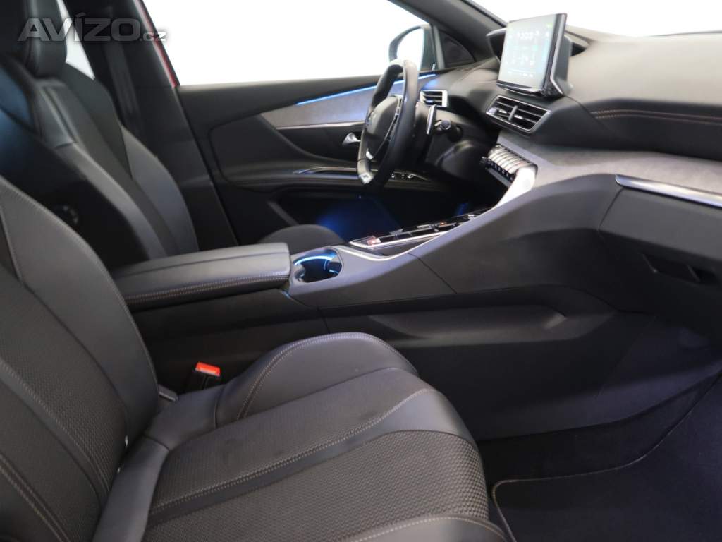 Foto inzerátu Peugeot 3008 e-Hybrid 225