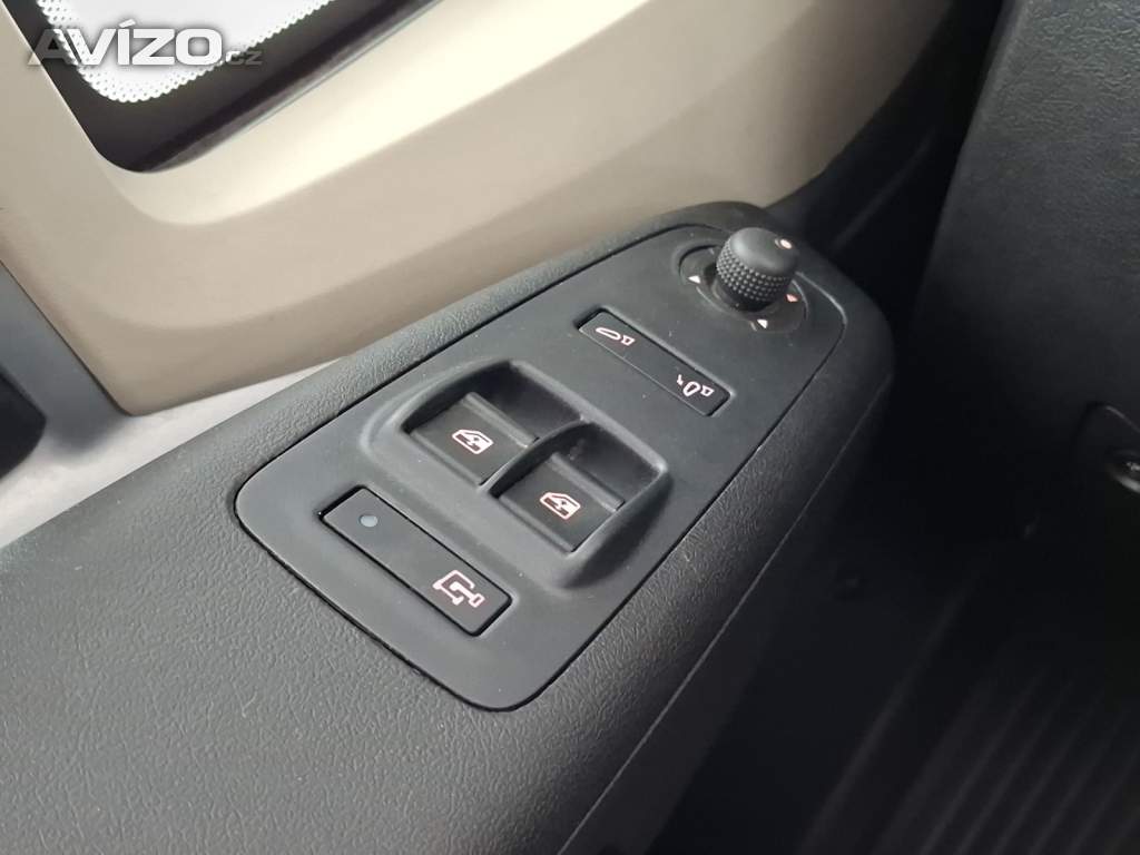 Foto inzerátu Citroen Jumper 2.2 BlueHDi