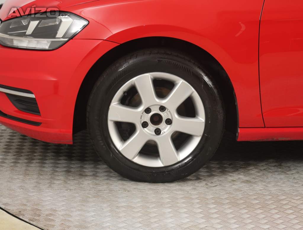 Foto inzerátu VW Golf 1.0 TSI
