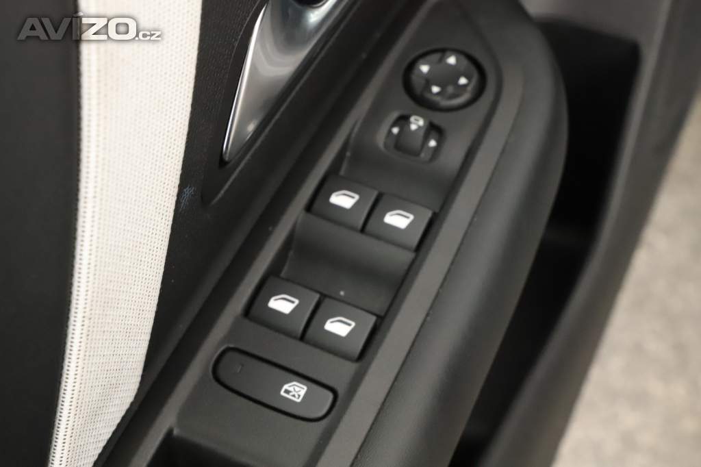 Foto inzerátu Citroen C4 1.2 PureTech