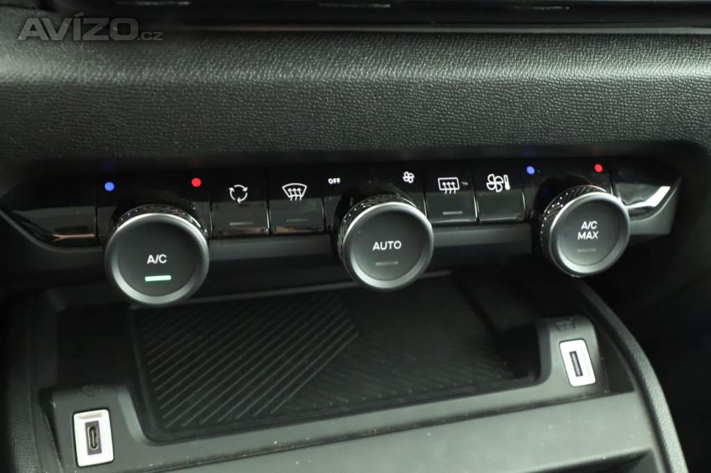 Foto inzerátu Citroen C4 1.2 PureTech