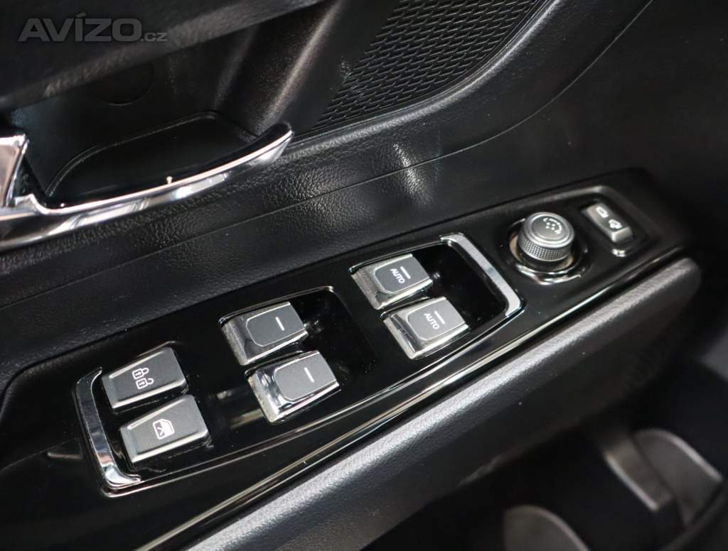 Foto inzerátu SsangYong Korando 1.5 T-GDI