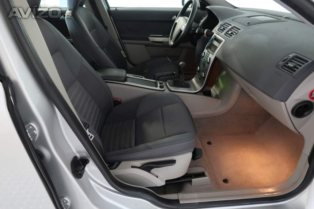 Foto inzerátu Volvo V50 2.0 D