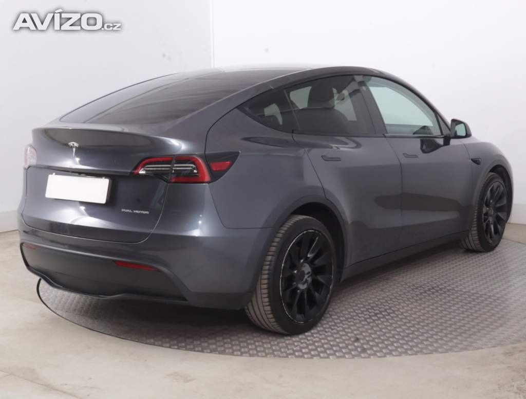 Foto inzerátu Tesla Model Y Long Range AWD 79kWh