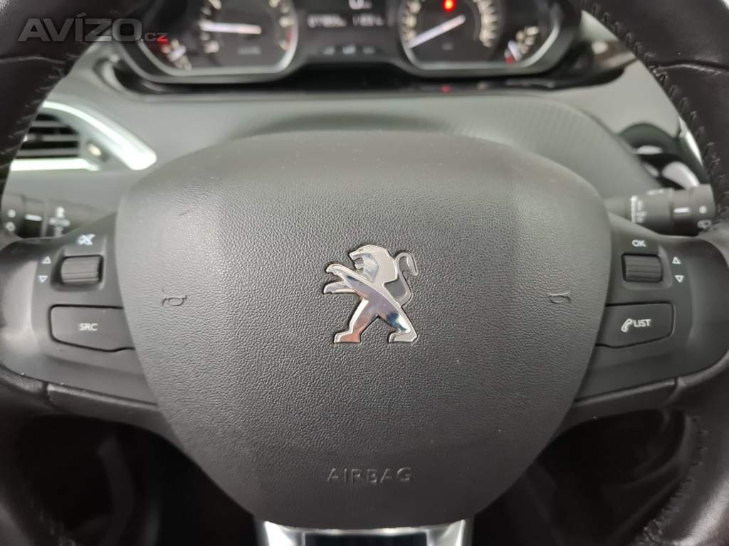 Foto inzerátu Peugeot 2008 1.2 PureTech