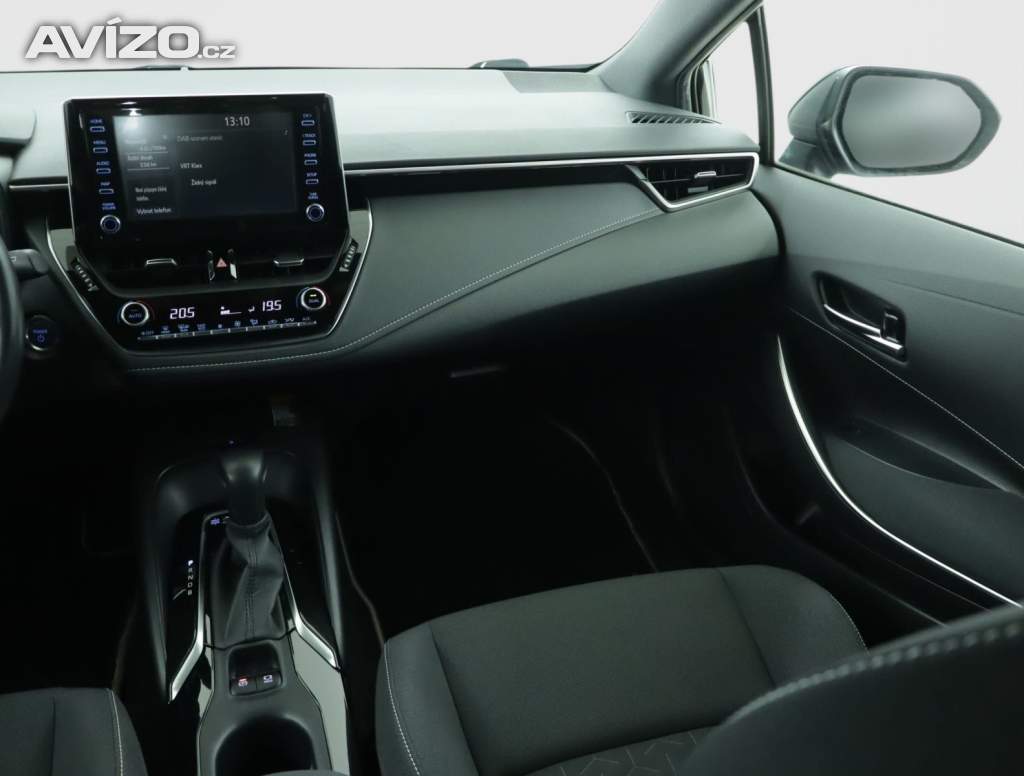 Foto inzerátu Toyota Corolla 1.8 Hybrid