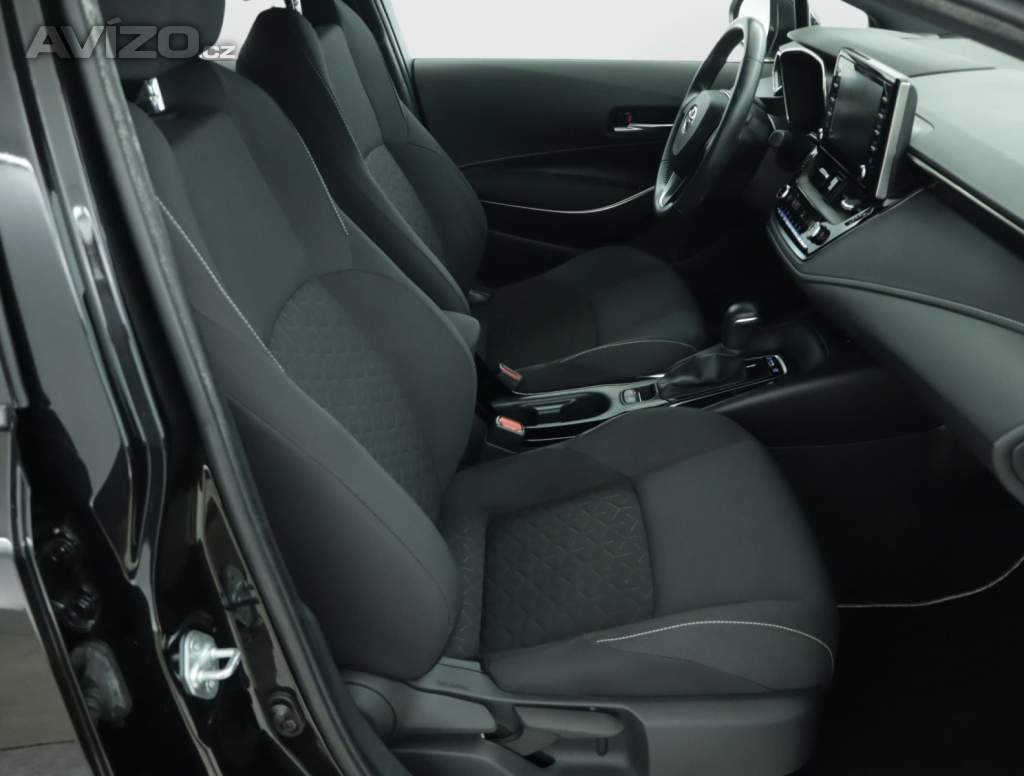 Foto inzerátu Toyota Corolla 1.8 Hybrid