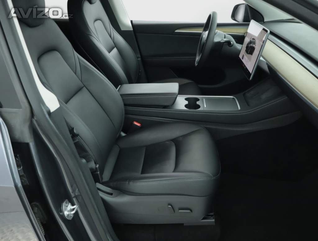 Foto inzerátu Tesla Model Y Long Range AWD 79kWh