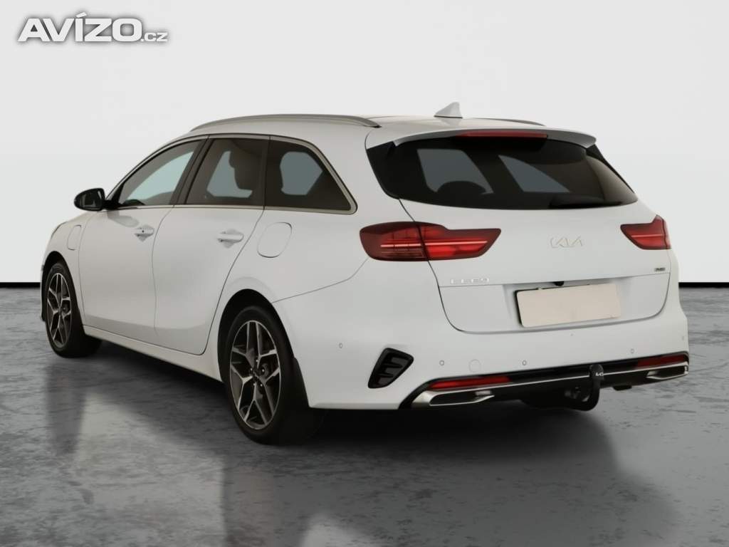 Foto inzerátu Kia Ceed 1.6 GDI plug-in
