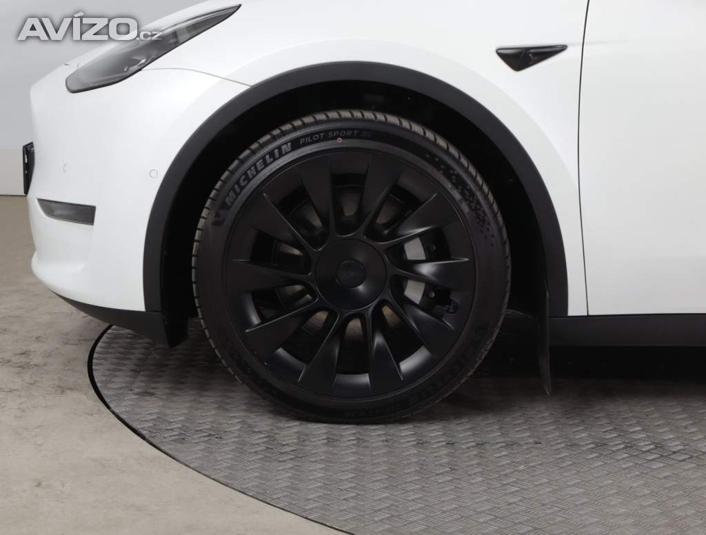 Foto inzerátu Tesla Model Y Long Range AWD 75kWh